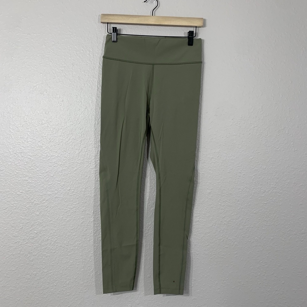 Outdoor Voices Women's Olive Green Warmup‎ 7/8 Length High Rise Leggings Medium